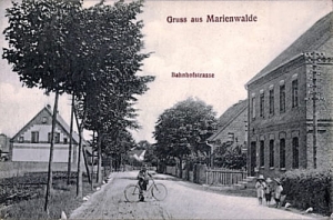 Bierzwnik ul. Dworcowa - Reprodukcja 27134