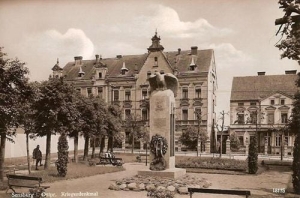 Mrągowo pomnik - Reprodukcja 30129