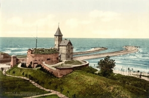 Kołobrzeg wyjście z portu 1890r -Reprodukcja 4378