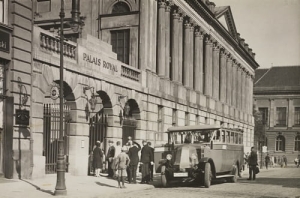 Poznań Biblioteka Raczyńskich - Reprodukcja 5376