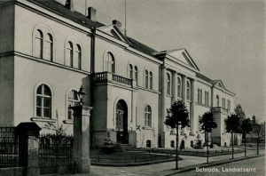 Środa Wlkp. Urząd - Reprodukcja 1084