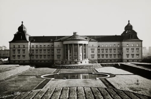 Katowice Gimnazjum św.Jacka -Reprodukcja 360